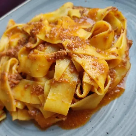 Курортный комплекс Podere San Pietro Кастильон-Фибокки