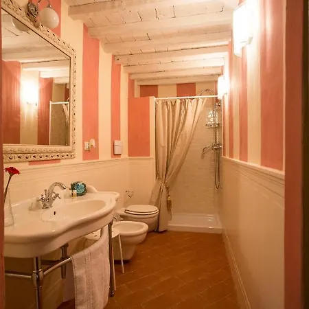 Podere San Pietro 3* Кастильон-Фибокки